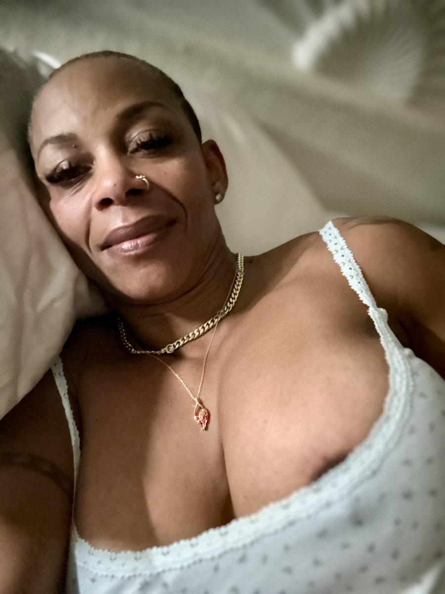 marciscott_fit's tweet photo. 💋Tell me… would you behave or misbehave if you were here right now? 🥰 Wanna see what happens next?👅
Link in bio 💦 https://t.co/vqsTSXX3Nx