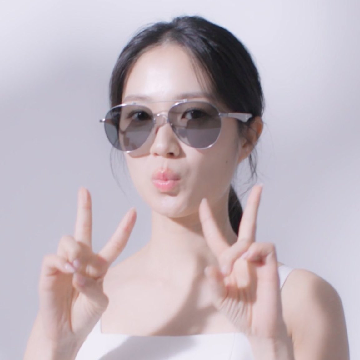 hyeppygirly's tweet photo. @rawquest_ #로우퀘스트 #RAWQUEST #FANDAY
#KIMHYEYOON #김혜윤 #팬데이
#로우퀘스트X김혜윤 #팬사인회 https://t.co/fgEQF0Ft4r