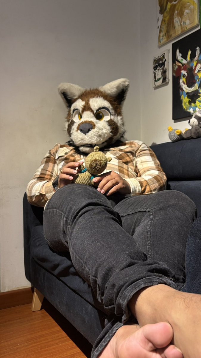 EdrickRedPanda's tweet photo. Hoy me sentía lindo, así que tomé estas fotos. ¡Ojalá les gusten como a mí! https://t.co/IBXhDE6fJ7