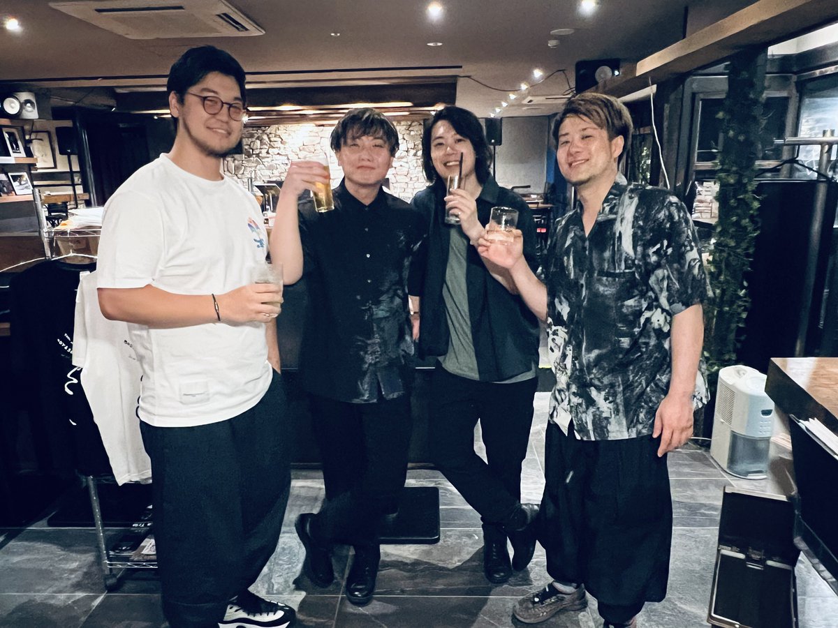 昨夜は後藤天太SPECIAL QUARTET@渋谷BODY&amp;SOULありがとうございました！

開催まで1ヶ月ない中オファーを受けメンバーのスケジュールも集客も厳しいので一度お断りしたのですが、やって良かった。

予定合わせてくれた最高メンバーと沢山のお客様に恵まれ熱すぎる夜になりました。
ありがとう！