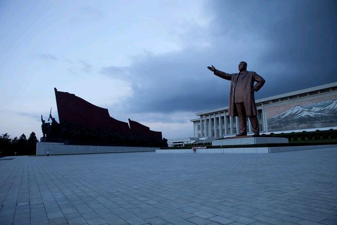 North Hamgyong province has started inspecting how well local propaganda monuments are being maintained. #northkorea #dprk buff.ly/2592MuE
