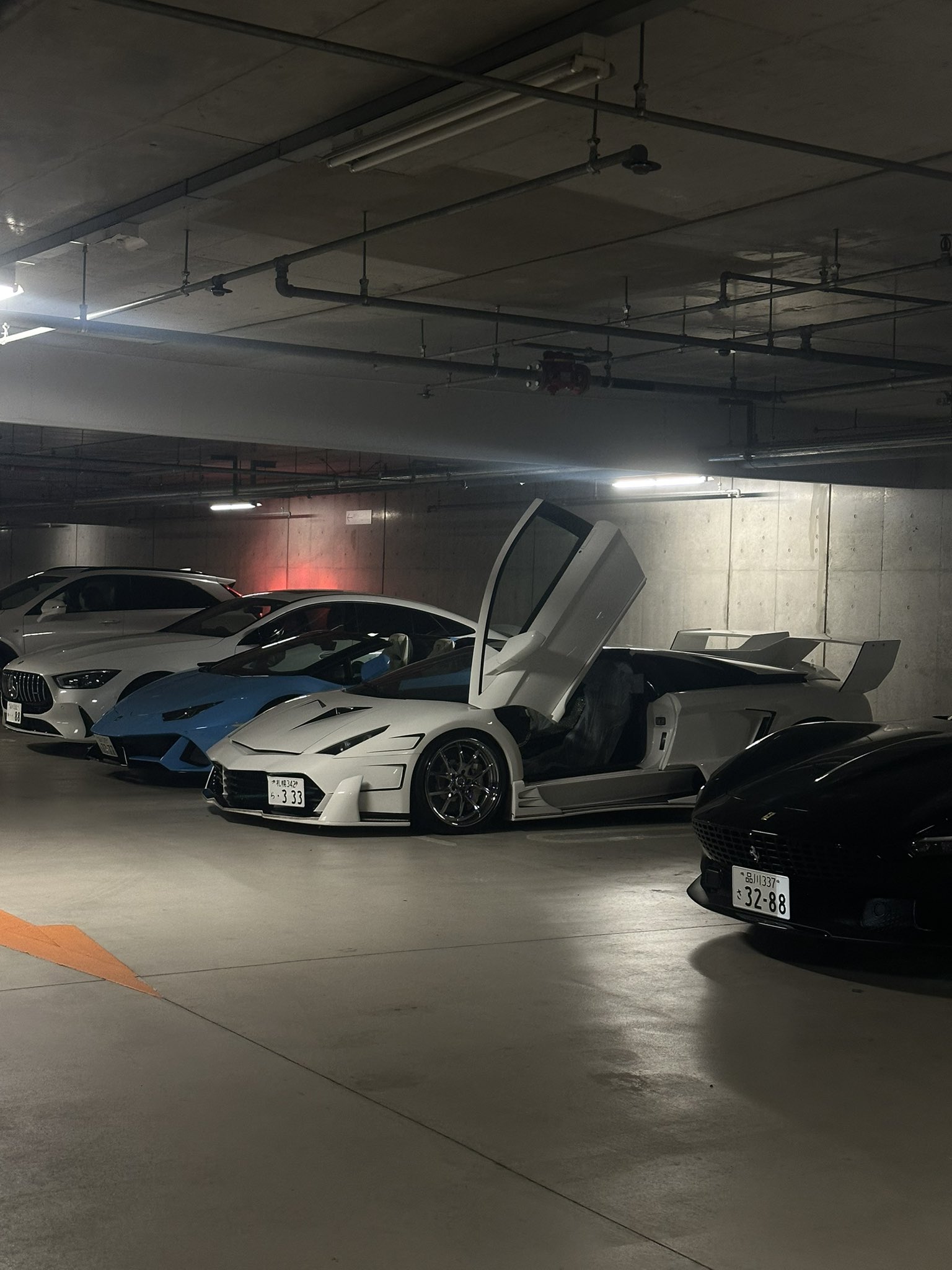 スーパーカー多数 気になるのがありましたらコメント下さい！ 👑 (@supercar_001) / X