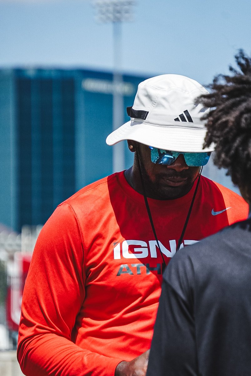 Lewis Milbry tweet media