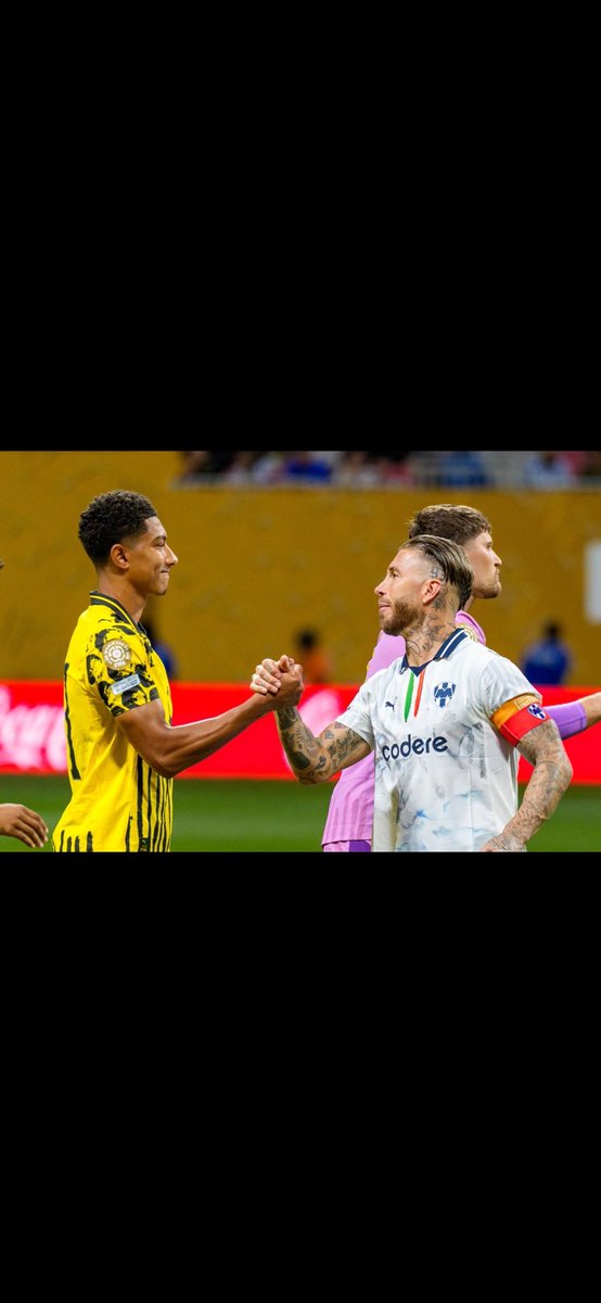 Jobebellinghamm's tweet photo. 🐐🤝🏻 https://t.co/1YtLhl3P7o