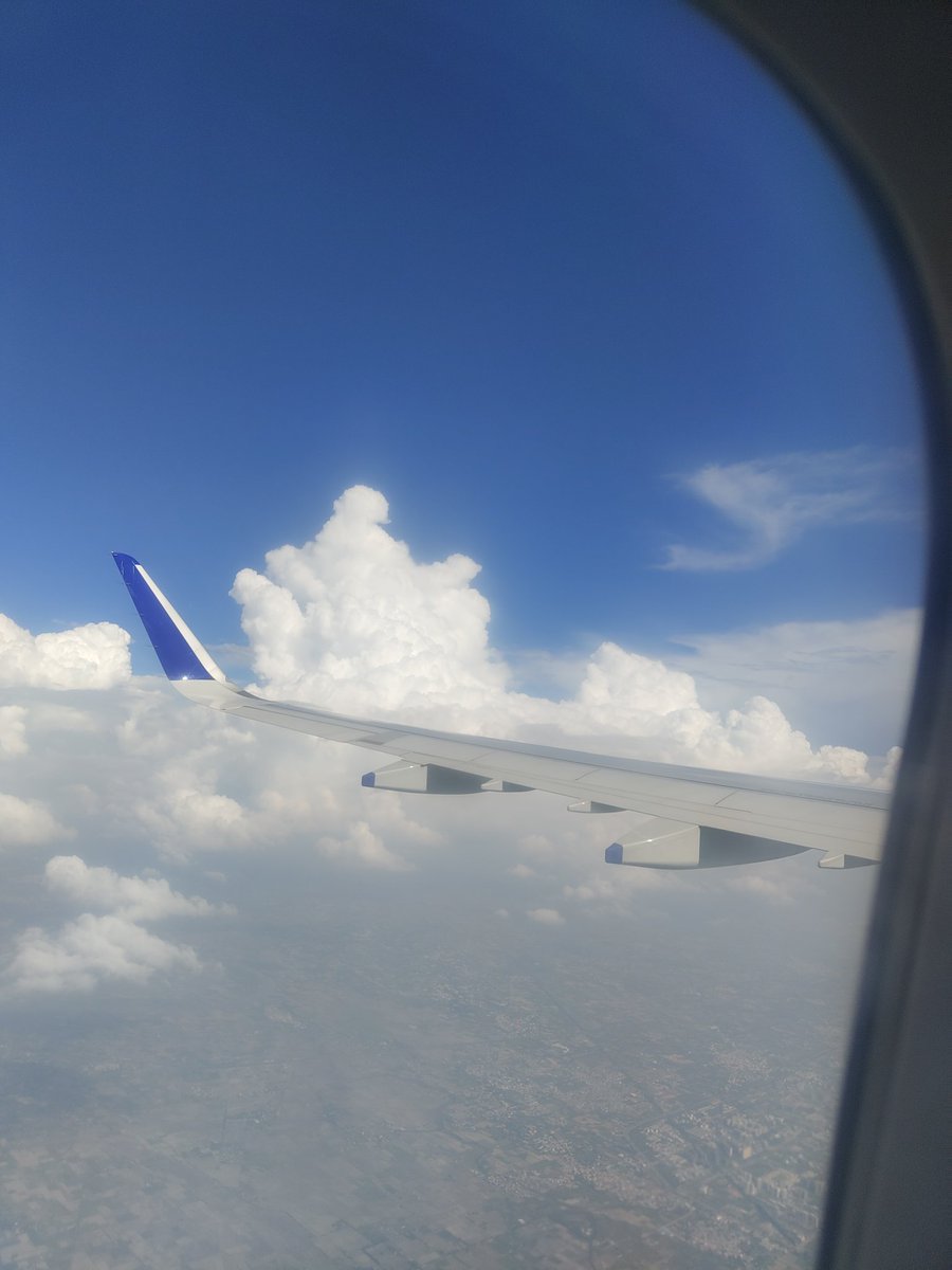 thedeepanshuweb's tweet image. Bangalore greeted me with cold winds 🌬️ Excited to be joining @ReactNexus! If you&apos;re around, come say hi 👋 Would love to connect. #ReactNexus #BangaloreTech