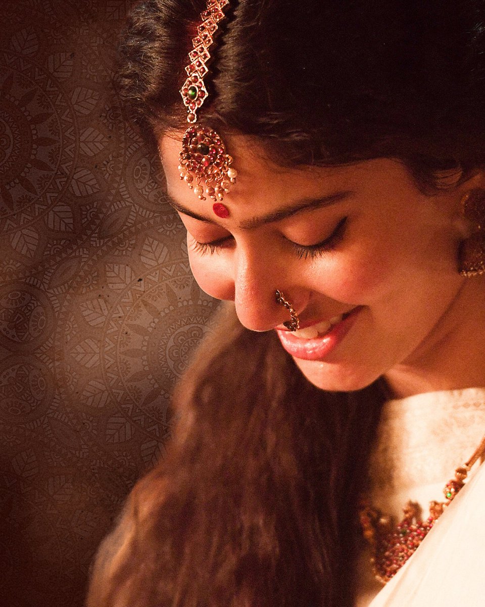 Finally the #RAMAYANA Day is here❤️‍🔥

Jai Siya Ram 🙏🏻🧿♥️

#SaiPallavi #RanbirKapoor #Yash
<a href="/Sai_Pallavi92/">Sai Pallavi</a> <a href="/niteshtiwari22/">Nitesh Tiwari</a>