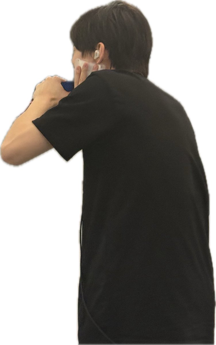 มาร์คมาโพสต์วีเวิส

“ ก็แค่ผ่าฟันคุด มาขัดขวางการร้องเพลงของผู้ชายคนนี้ไม่ได้หรอก ”

แล้วทุกคนดูรูปปปป โอ้ยยยย🥺🥹 ขำแคปชั่นม้าค แล้วรูปน้องเล่อก้น่ารักมากๆ จับแก้มร้องเพลงㅜㅜ