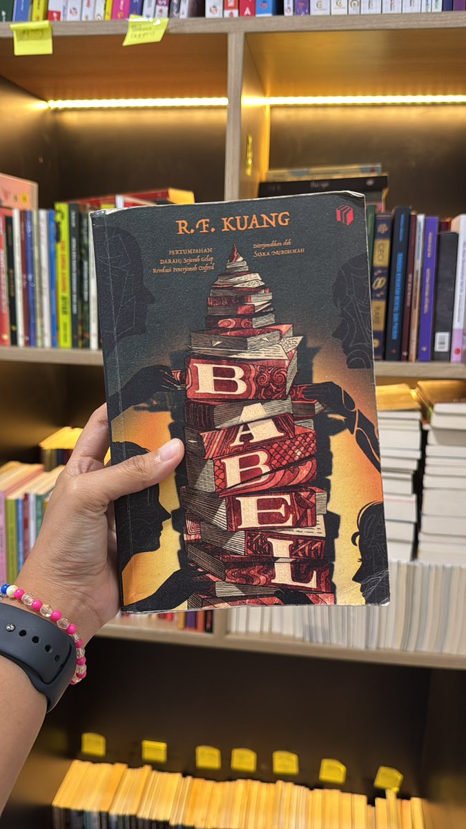 solusibaca's tweet photo. Sampe bukunya udah kelipet lipet 🥲 https://t.co/0WYmfXL7Xz