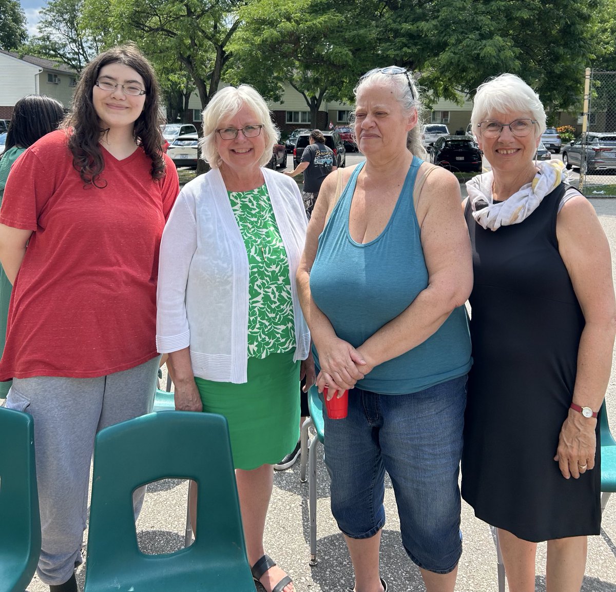 Many thanks to the dedicated volunteers of LCC who are making a profound difference for families in the Limberlost community. Cllr Rahman and I joined residents to celebrate volunteers with Heeman’s strawberries, Canada Day cake &amp; wonderful children’s violin performances. #LdnOnt