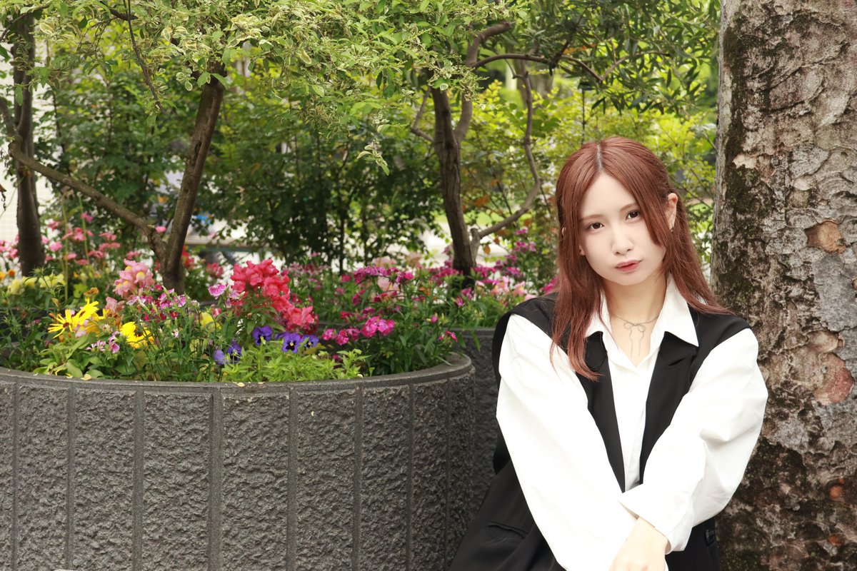 nowb48436081's tweet photo. 前村優衣さん2025年4月個撮③
model:前村優衣さん(@_______zzzy)
公園の片隅にて。
世間は真夏の猛暑日、まだ春先の写真...
#前村優衣 #マエムラユイ #ハンドメイド作家 #オリジナルブランド #diFFi #アクセサリー #ポートレート #一眼レフ #canon #モデル #被写体さんと繋がりたい #撮影会 https://t.co/IUwtoZOQBe