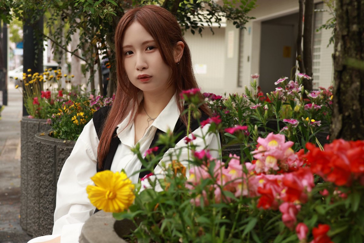 nowb48436081's tweet photo. 前村優衣さん2025年4月個撮③
model:前村優衣さん(@_______zzzy)
公園の片隅にて。
世間は真夏の猛暑日、まだ春先の写真...
#前村優衣 #マエムラユイ #ハンドメイド作家 #オリジナルブランド #diFFi #アクセサリー #ポートレート #一眼レフ #canon #モデル #被写体さんと繋がりたい #撮影会 https://t.co/IUwtoZOQBe