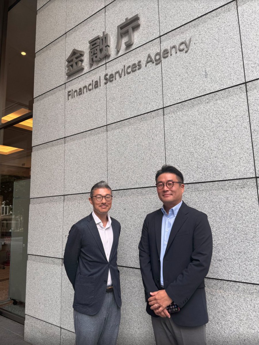 ブロックチェーン推進協会|BCCC (@bccc_global) on Twitter photo DeFi部会として金融庁の皆さまのところへ、理事の丸山さん、部会長の <a href="/FumihiroArasawa/">荒澤文寛 | 学びつづけよう | エックスウィングループ代表</a> さんとご挨拶を兼ねたディスカッションを行ってまいりました。
BCCCでは引き続き関連省庁とも対話を続けながらDeFiの普及啓発を進めてまいります。 DeFi部会として金融庁の皆さまのところへ、理事の丸山さん、部会長の <a href="/FumihiroArasawa/">荒澤文寛 | 学びつづけよう | エックスウィングループ代表</a> さんとご挨拶を兼ねたディスカッションを行ってまいりました。
BCCCでは引き続き関連省庁とも対話を続けながらDeFiの普及啓発を進めてまいります。
