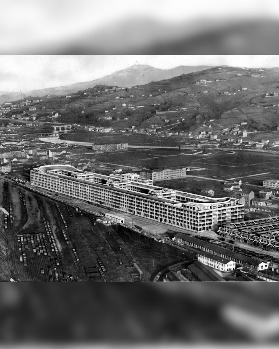 HistoryInPics's tweet photo. Fiat's Lingotto plant in Turin, once Europe's most advanced car factory, boasted a rooftop test circuit. Closed in 1982, it was transformed into a modern complex by Renzo Piano, preserving the iconic track, still visitable today. https://t.co/SCllkueyJc