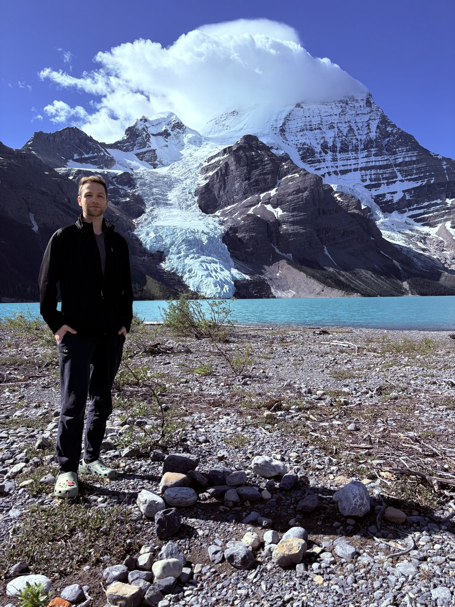 TanHef's tweet photo. Still waiting for new #Bitcoin highs, so I hiked to #MountRobsonโthe tallest in the #CanadianRockies. Hauled a 50lb pack over several days on the Berg Lake Trail plus side quests for a total of 60km, which just reopened after 4 years of being closed due to flooding! โฐ๏ธ๐ https://t.co/yUX2oLt5HW