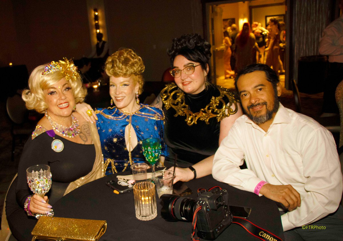 Titans &amp; Icons of Tease Showcase (TITS) After Party and Legends lap dance pics are posted!

bit.ly/bhofpics