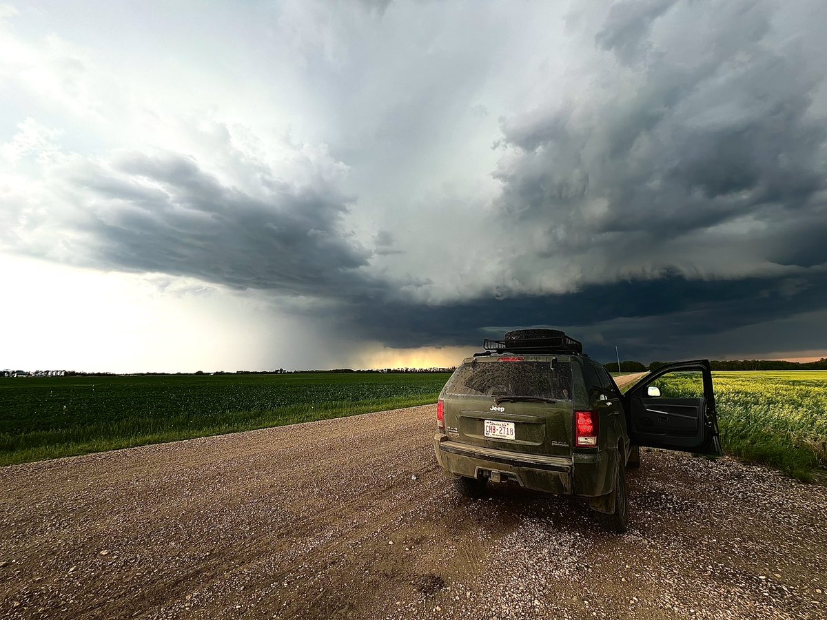 Erik Younk tweet media