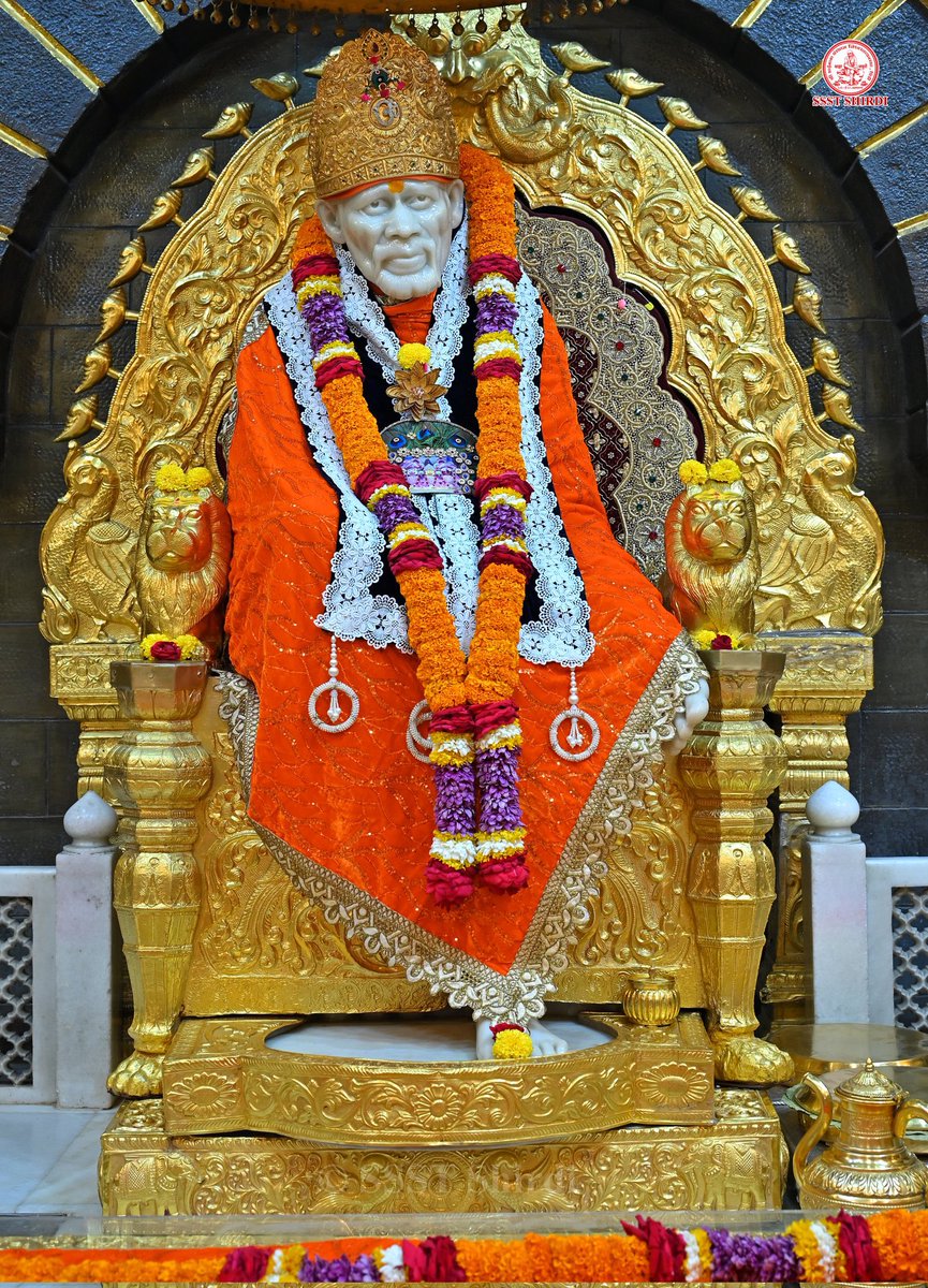 “Pain Changes People” 
#OmSairam  🙏🏻🌸