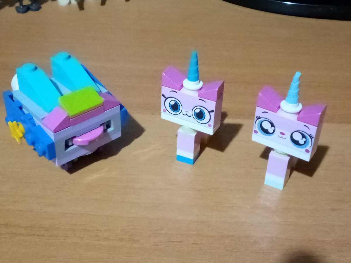 I am a proud owner of these Legos rn