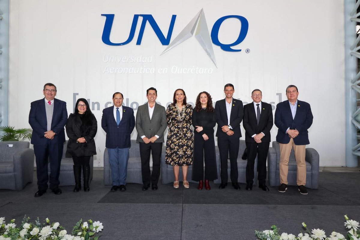 LINX_ICN_UNAM's tweet photo. 🚀 El Dr. Gustavo Medina Tanco (@gmtanco), participó como ponente en la 1ª Reunión de Actualización Curricular para el sector aeroespacial, celebrado en @UNAQmx compartiendo las actividades de LINX y la formación de +550 profesionistas del sector espacial mexicano. https://t.co/VL69ZYpDeo