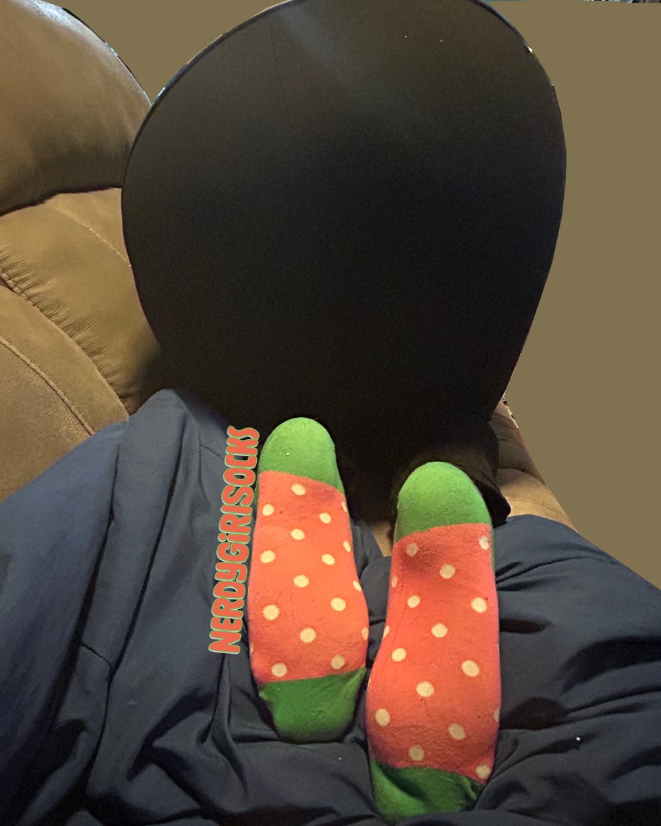 NerdyGirlSocks's tweet photo. Some shots of these cute new watermelon socks and some bare soles for you guys. ๐
1/2
#socks #sockfun #sockprincess
#barefoot #barefootqueen #pinksocks #socksoftheday #anklesocks #explore #explorepage #fypage #fypใท https://t.co/0OeYoDVRjr