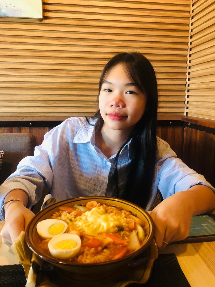 Shinthone7's tweet photo. Wonderful a birthday dinner https://t.co/xssFotqwph