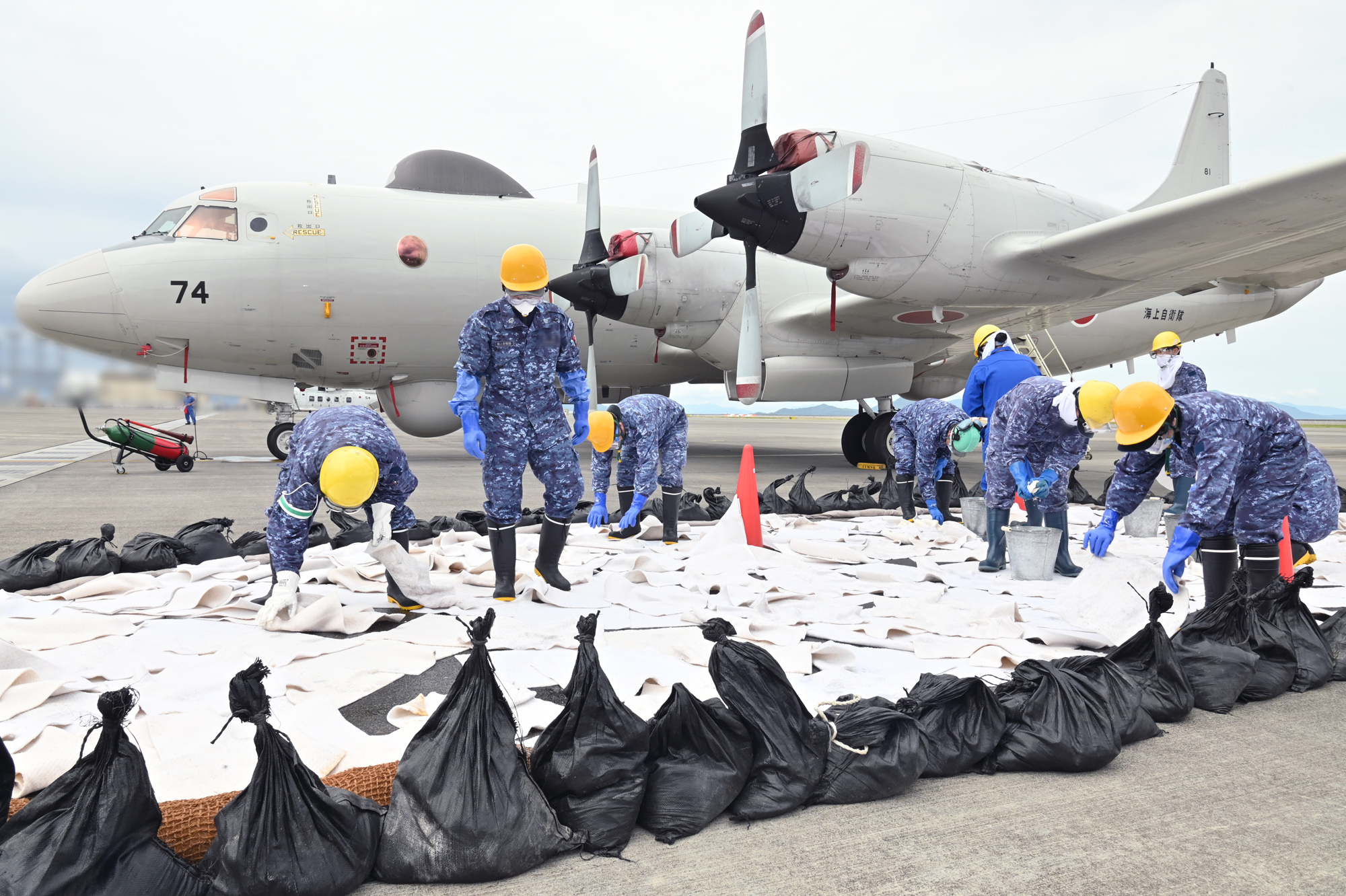 海上自衛隊 JMSDF 111航空隊 岩国航空基地　MH53 MCH101 第111航空隊 (海上自衛隊) - Wikipedia
