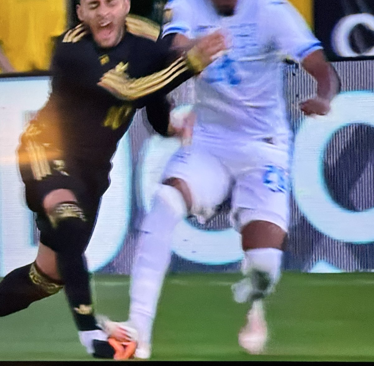 Ouch. Not sure how Vega is still running around after that foul.