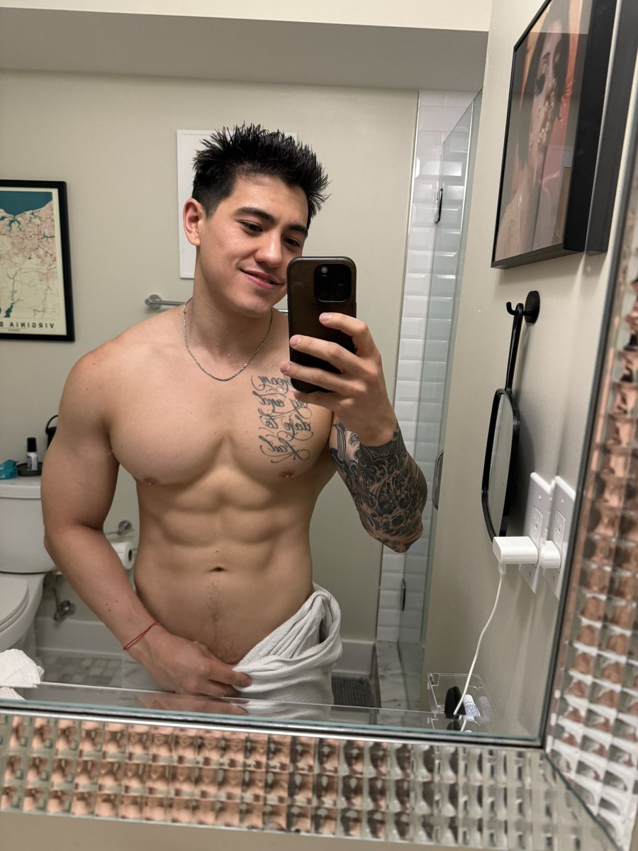 Wet ass pussy make that pull out game weak