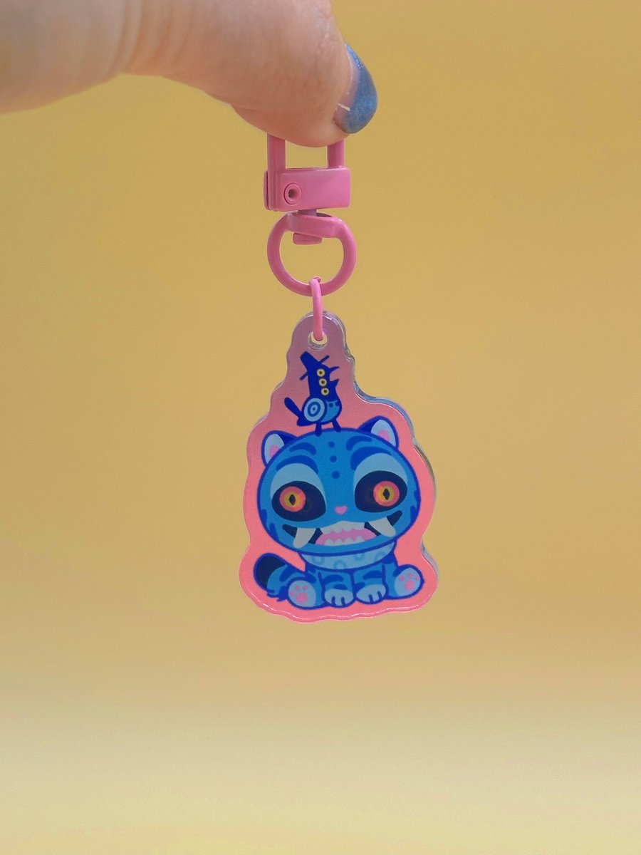 chitchatchiou's tweet image. Oh sick… derpy tiger came in time for AX! 😂
#KPOPDEMONHUNTERS #kpdh