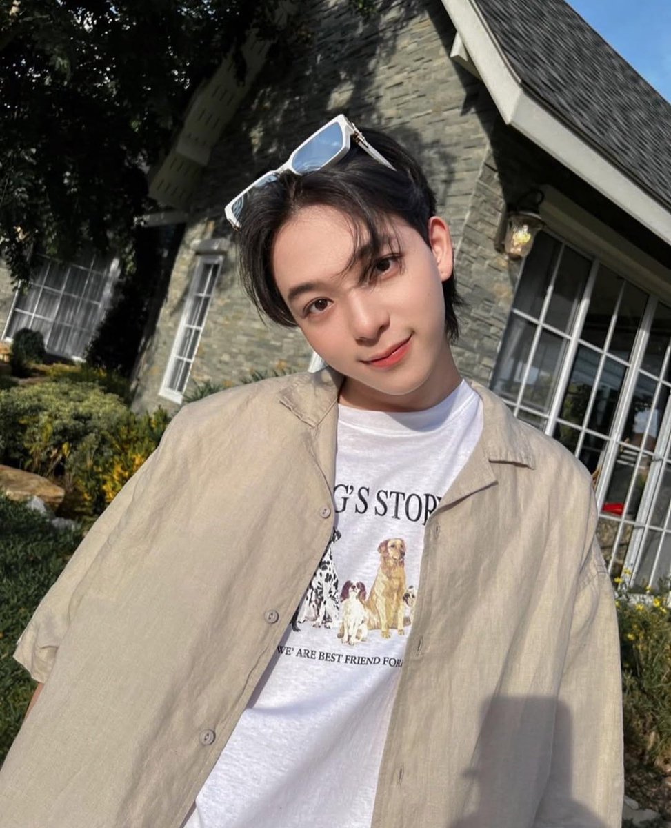 NakinP356425's tweet image. น่ารักจังวะ เสียดายบาสเกิดช้าไปเลยเป็นได้แค่ลูก อะนะ🤣🤭
VINTAGE STYLE MAXKYBAS
#MaxkyBasCloset