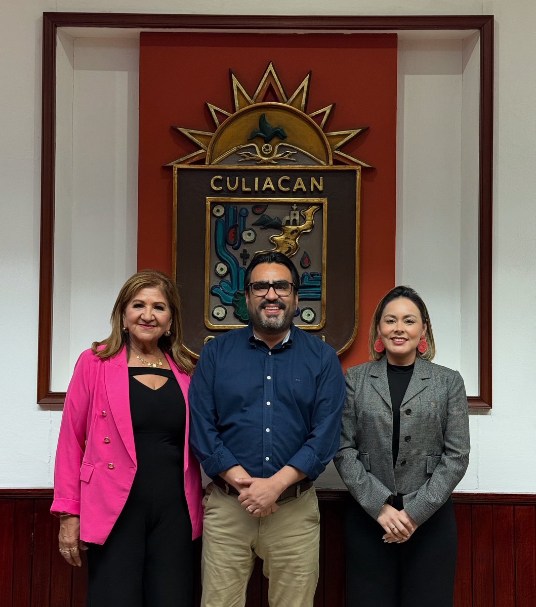 Junto a mis compañeras y compañeros diputados, sostuvimos una reunión de trabajo con el alcalde Juan de Dios Gámez para seguir sumando esfuerzos por un Culiacán más próspero.

Desde el Congreso de Sinaloa, refrendamos nuestro compromiso con el bienestar de las familias culichis.