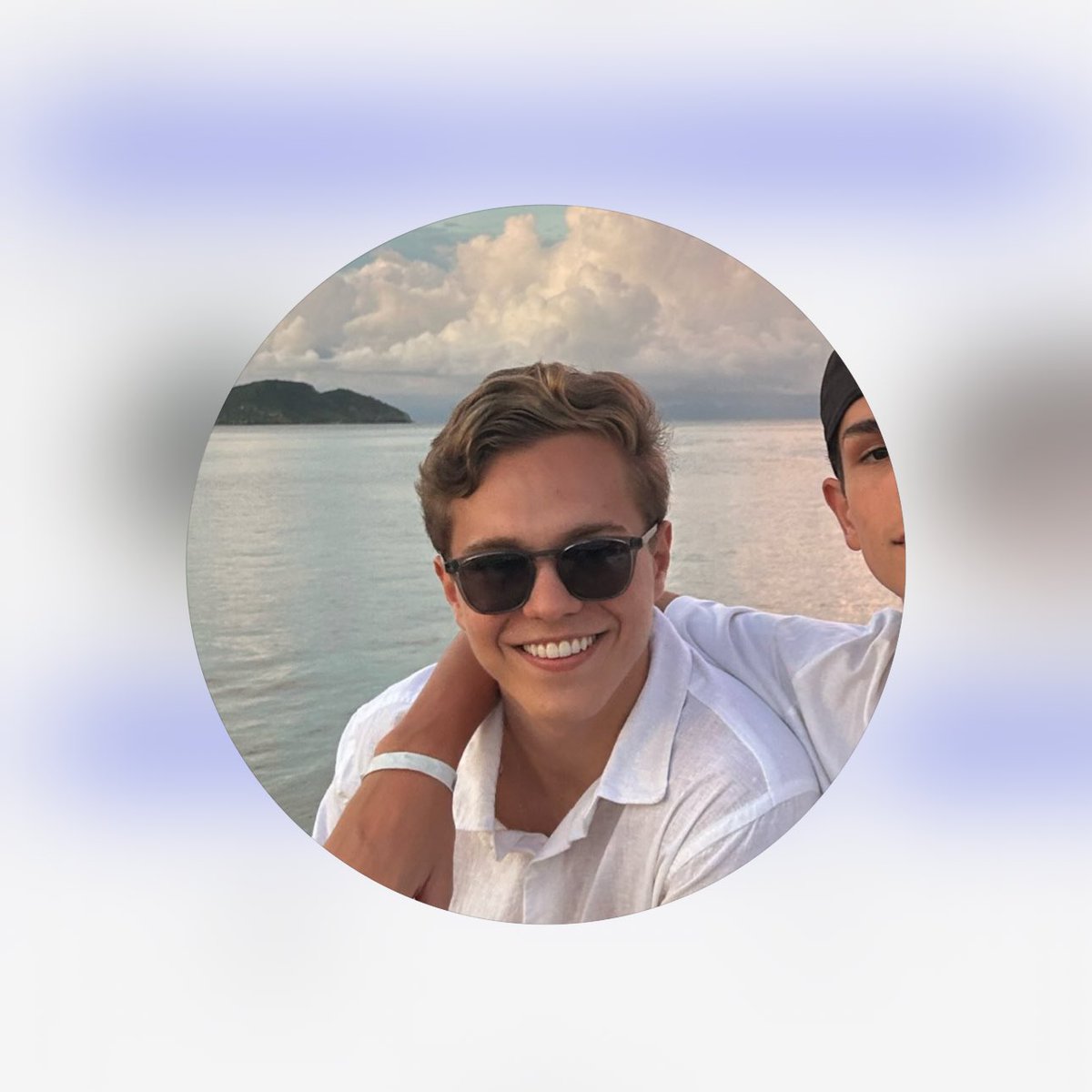 choquei's tweet photo. 🚨FAMOSOS: Duda Guerra engatou um novo relacionamento com o milionário Bruno Welter, estudante de medicina que prefere manter sua vida pessoal privada https://t.co/LsNwNphImx