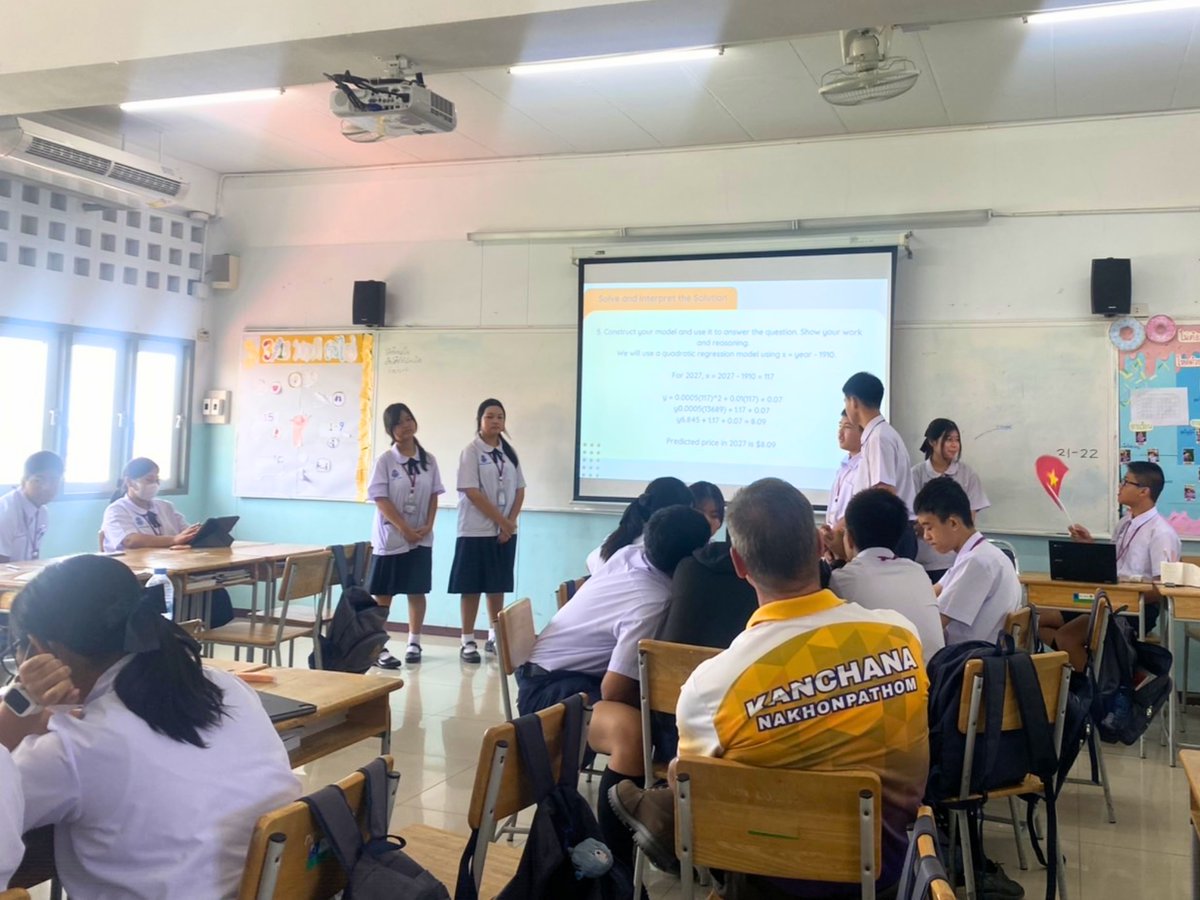 BFITSThailand's tweet image. At BFITS, Math comes alive when students take the mic! 🚀 In our KPN BFITS Program, Teacher Bernard had our Mathayom 3 (Grade 9) students lead mathematics presentations🌟

Ready to showcase your Math mastery? Join KPN and shine! 🇹🇭 #KPN #BFITSProgram #ShineWithBFITS
