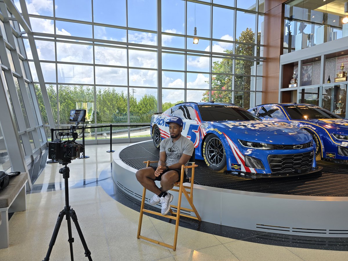 Alex Horn tweet media