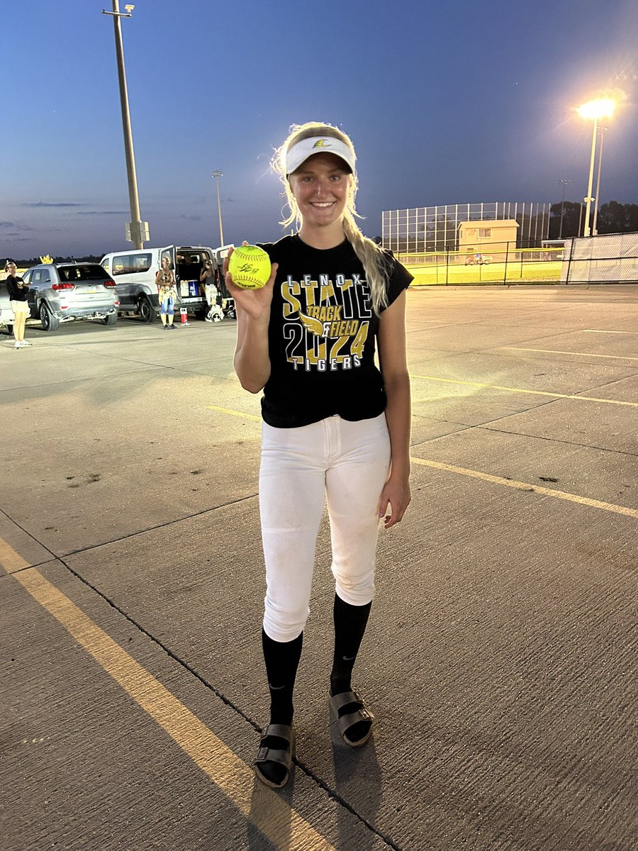 LenoxSB (@lenoxsb) on Twitter photo Sadie Cox with the first inning bomb in our 10-8 win against Griswold in 8 innings! #WhoHomered <a href="/KMASports/">KMA Sports</a> Sadie Cox with the first inning bomb in our 10-8 win against Griswold in 8 innings! #WhoHomered <a href="/KMASports/">KMA Sports</a>