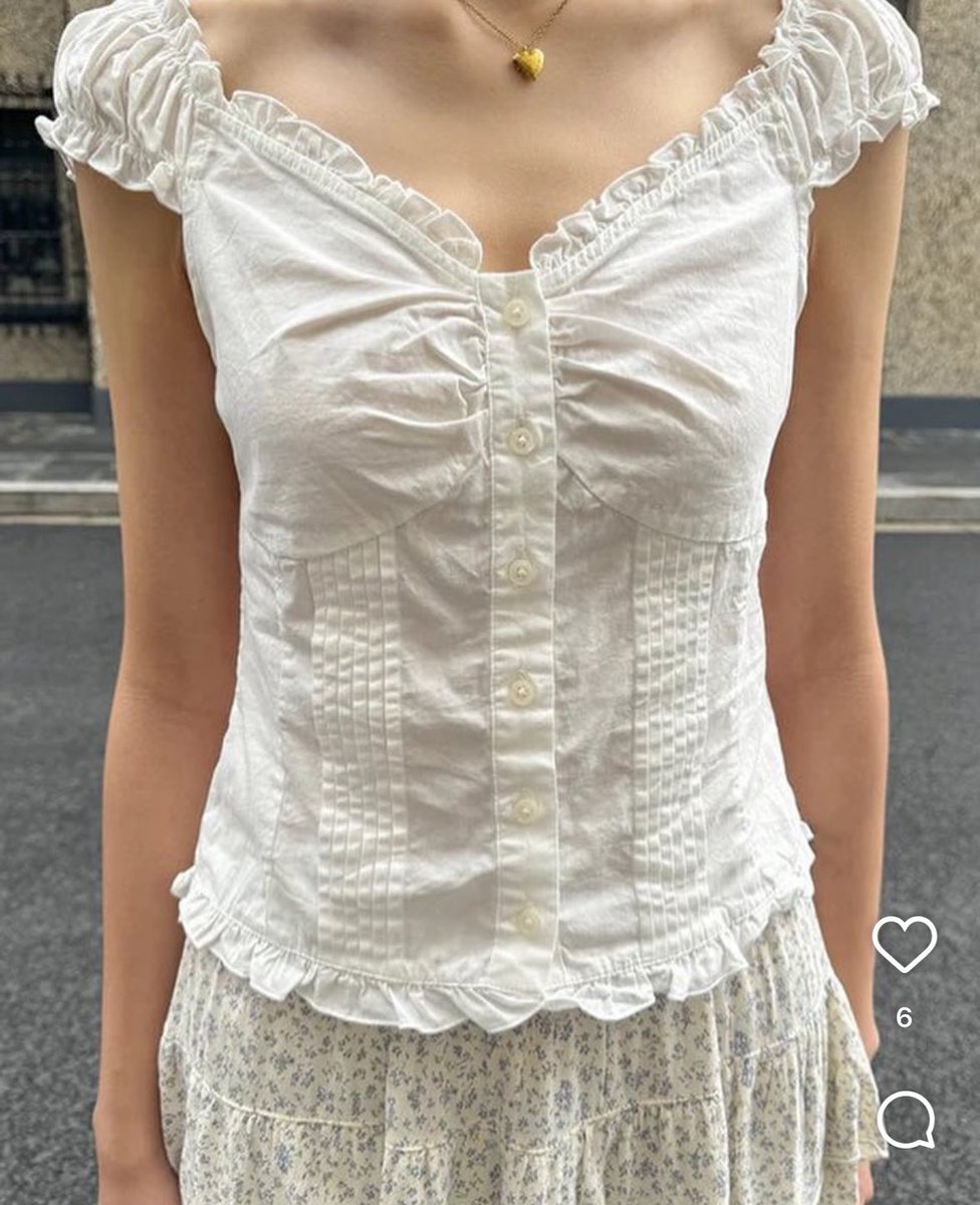 Someonelost00's tweet photo. ส่งต่อ brandy tianna top used once 880 ka 
Ig:usedbypetitegal 

#ส่งต่อbrandy #brandymelvilleth #brandymelvilleส่งต่อ
 #brandymelvilleมือสอง
 #brandymelvilleมือสอง https://t.co/V03M6MIWsZ