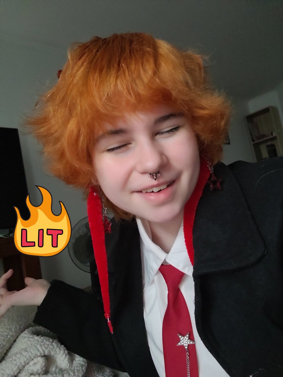 radical_lizard's tweet image. When the Yi is toxic so you dye your hair black and accidentally become Terezi Pyrope
