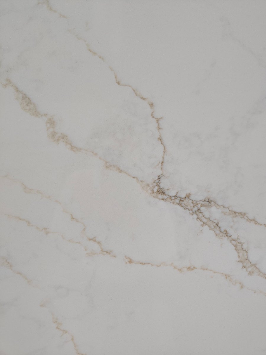 Marble_Decor's tweet image. Engineered quartz with gold vein slab for sale.
Size: 3200x1600x20mm/30mm.
Surface: polised,matte,etc.
If any needs,welcome to contact us.
#quartzslab #quartzcountertop #kitchen #countertop #bathroom