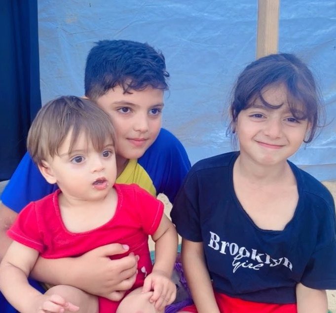 Please don't skip my children's photos. They are starving right now, and your support and help could make a difference. Leave a comment for them.

chuffed.org/project/119379