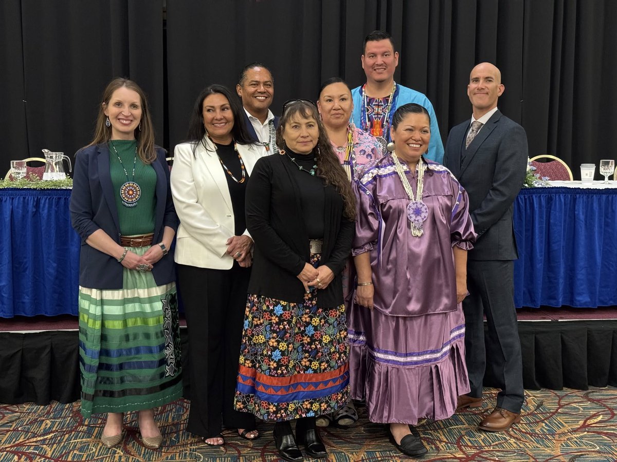 Tricia Zunker tweet media