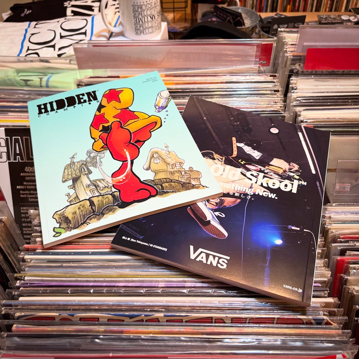 フリーペーパー
HIDDEN CHAMPION少量あります☺️

※何かお買い上げの方に、1人1冊
ご協力お願いします🙇🏻‍♂️