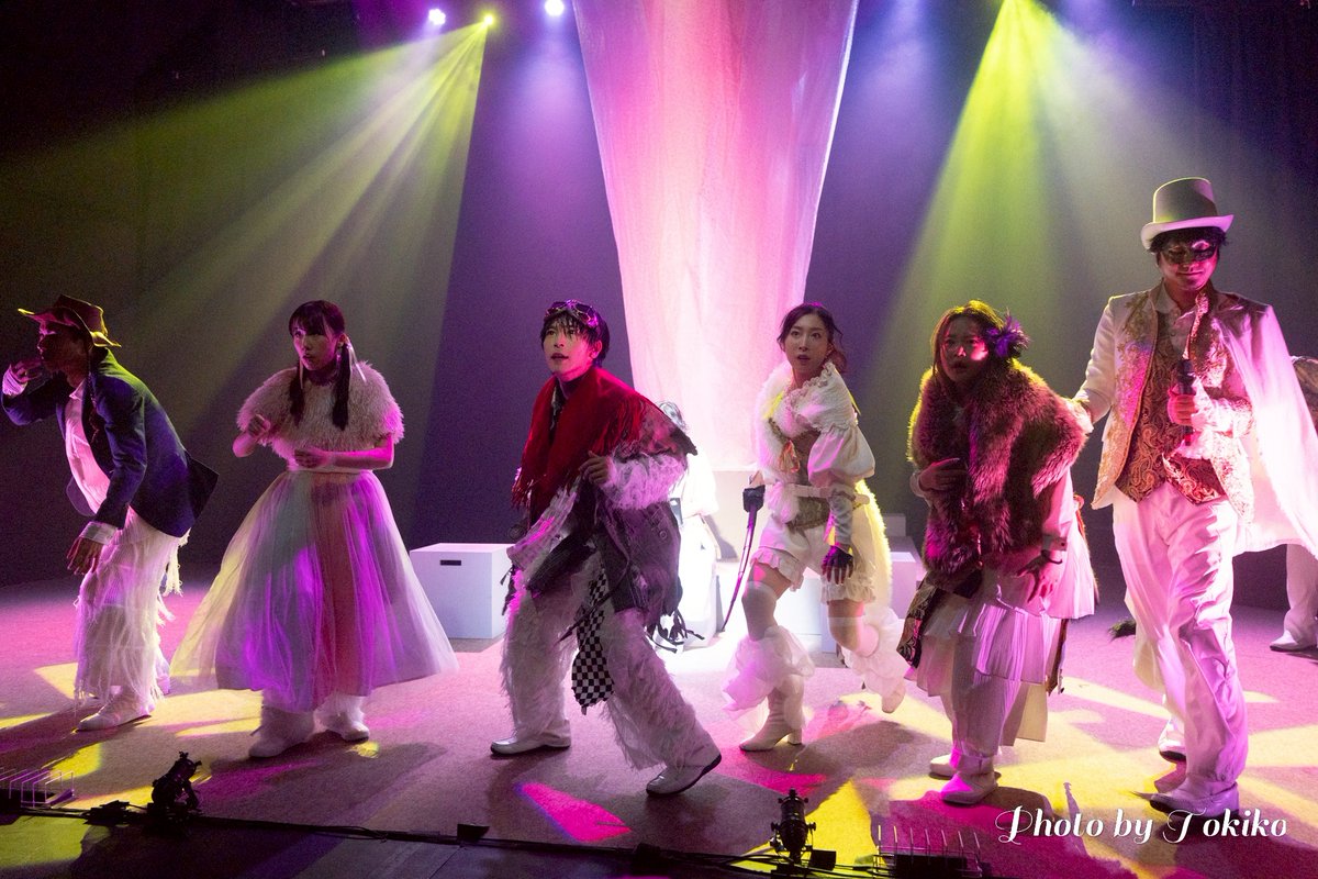 aptokiko's tweet photo. ＼ 🌸配信決定🌸／

『SAKURA CATS』
7/7(月)21時より「定点映像」を
ツイキャスプレミアにて、
アーカイブ配信！

・視聴料金：3300円
・視聴期間：30日間！（何度でもご視聴いただけます）

配信日には、キャストや作家が多数コメントで参加予定😻一緒に盛り上がりましょう😻

🎫詳細・購入はコチラ！
https://t.co/O8hC5W4PdM

（すみだパークシアター倉にて2025年６月27日収録映像）
TEAM SSI『SAKURA CATS』

脚本：秦建日子(秦組)　中島庸介(キ上の空論)　椎名亜音(劇団６番シード)　萩原成哉(ToyLateLie)
演出：平山佳延
出演：笠原紳司、塩出純子、高宗歩未(劇団６番シード)、田中尚輝、兵頭祐香、平山空(企画演劇集団ボクラ団義)、平山佳延、藤代海、水崎綾、山木透