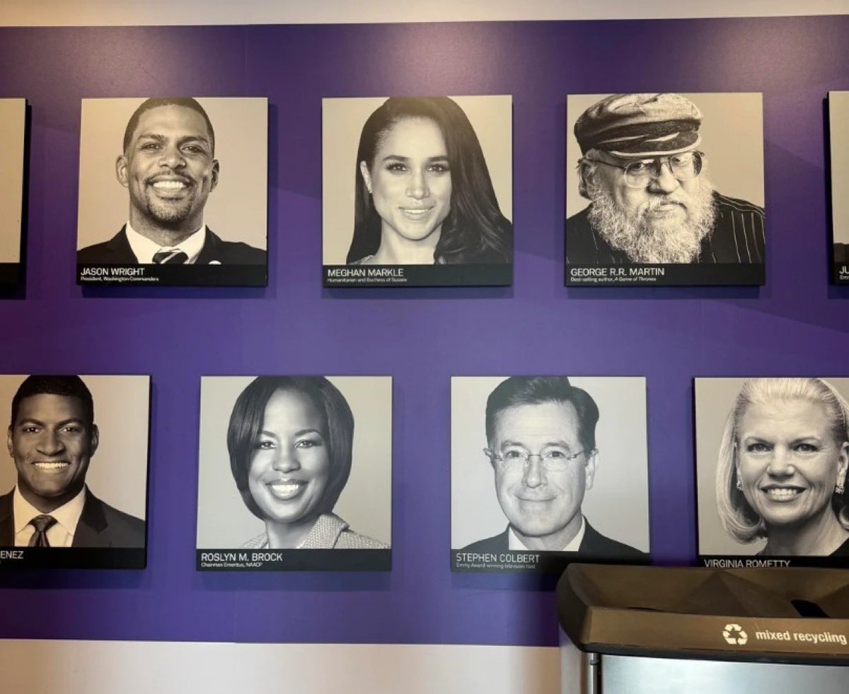 ValleyGirl629's tweet image. “Northwestern University now proudly features Duchess Meghan on its alumni wall inside the visitor center, her portrait placed between fellow distinguished names—Jason Wright and George R. R. Martin.” 💅 

Northwestern is ranked #6 amongst Colleges &amp;amp; Universities in 🇺🇸.