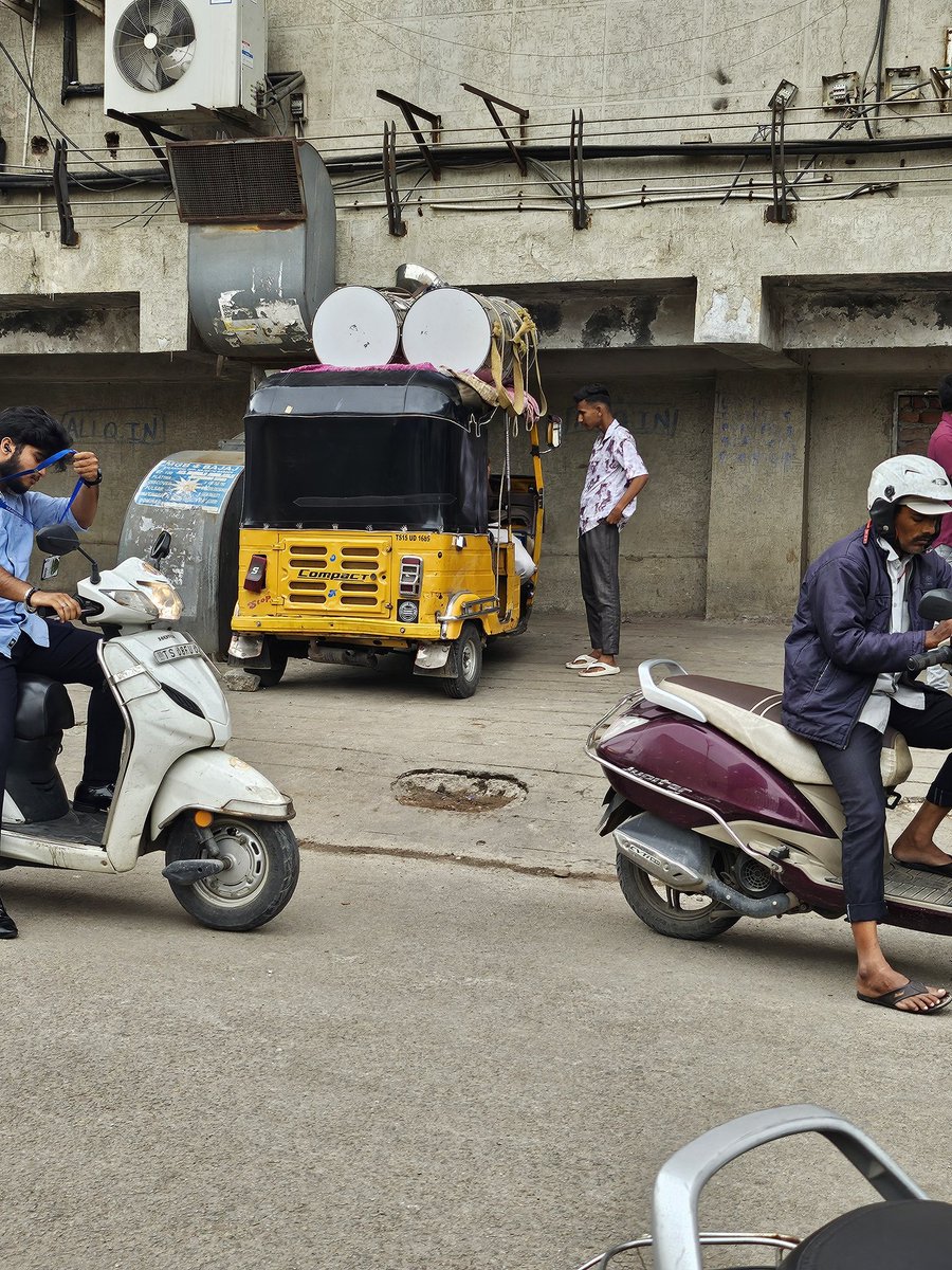 Vimal 70MM 🔥🔥🔥🔥 
#HHVMTrailerBlaze #HariHaraVeeraMalluTrailer 
#HariHaraVeeraMallu  #pawankalyan