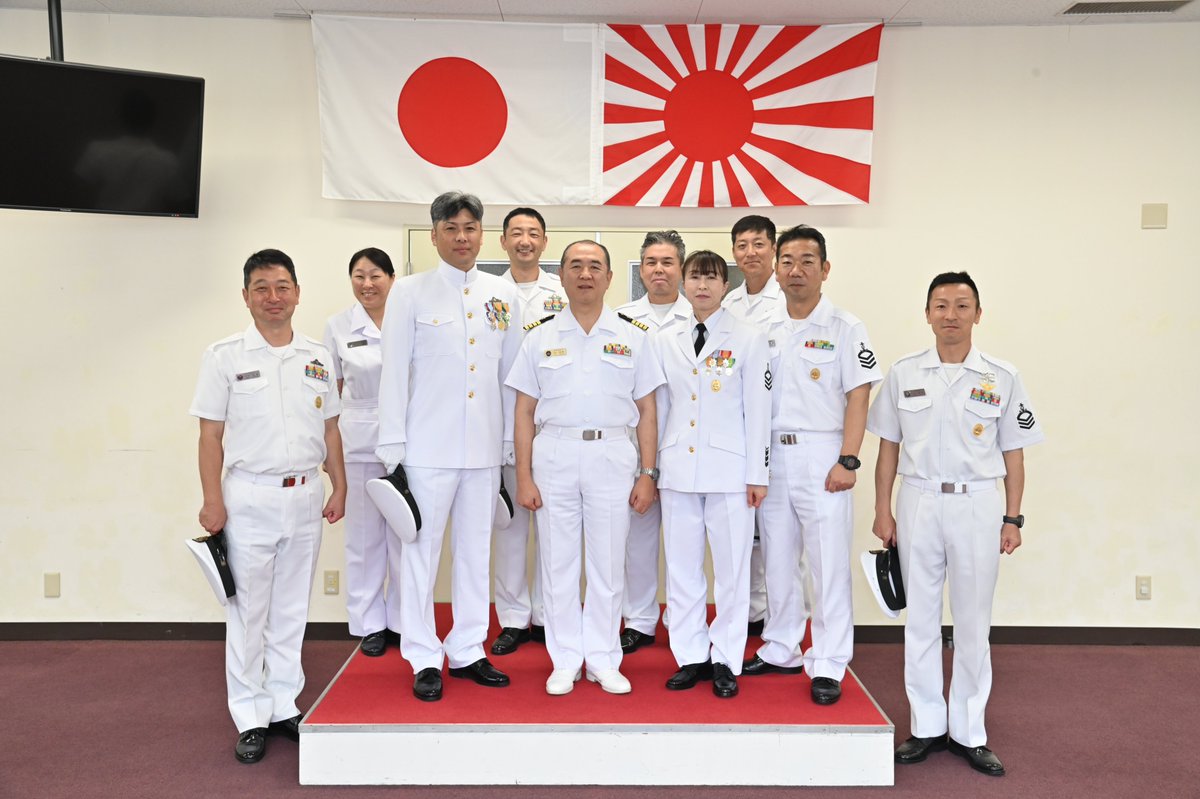 海上自衛隊佐世保造修補給所は先任伍長交代行事を実施しました。 第8