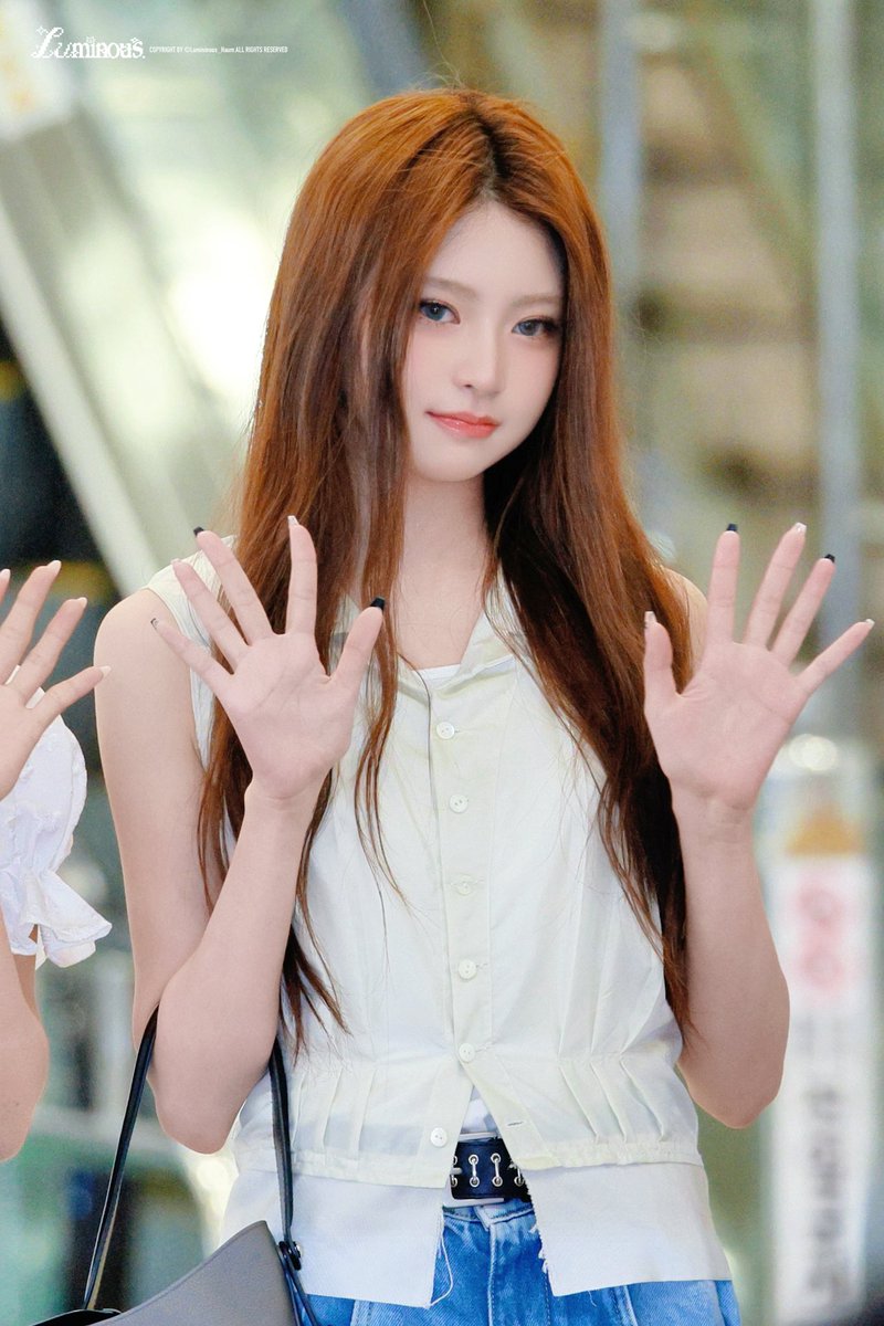 Luminous_Haum's tweet image. 250703 HQ.

7월 잘 보내~!

#KiiiKiii #키키 #HAUM #하음
#HAUMINOUS #하미너스