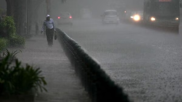 Nearly 6 inch rainfall in North Gujarat this morning; 18 roads closed in Banaskantha