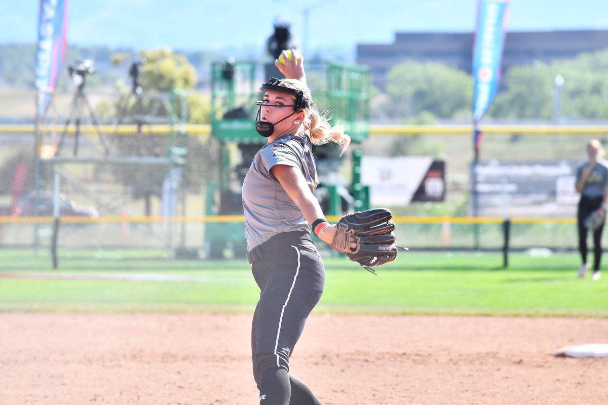 Iowa Premier held off a late, furious comeback by the Texas Bombers to win the 18u TV National Power Pool Championship game in an instant classic, 12-11. #COSparkFire

Full Story: triplecrownsports.co/4eCUm1W