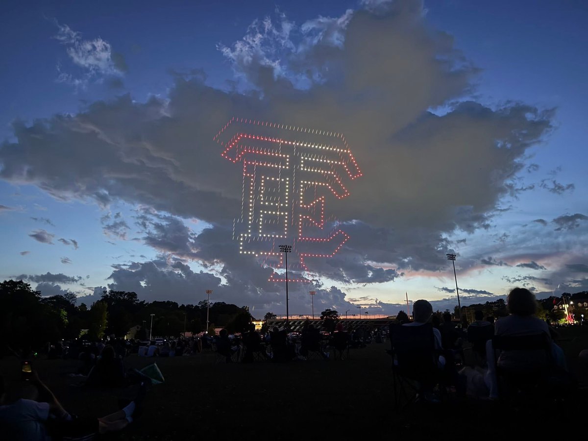 Red Raiders (@tosaeastxc) on Twitter photo Tosa East showing out at the Tosa Tonight Drone Light show at Hart Park
<a href="/TosaTonight/">Tosa Tonight</a> <a href="/TosaRedRaiders/">TosaEastAthletics</a> Tosa East showing out at the Tosa Tonight Drone Light show at Hart Park
<a href="/TosaTonight/">Tosa Tonight</a> <a href="/TosaRedRaiders/">TosaEastAthletics</a>