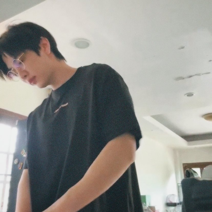 Poongpoong_JB's tweet image. เธอคะ 🍵📽️📚📱

#maxky_rp